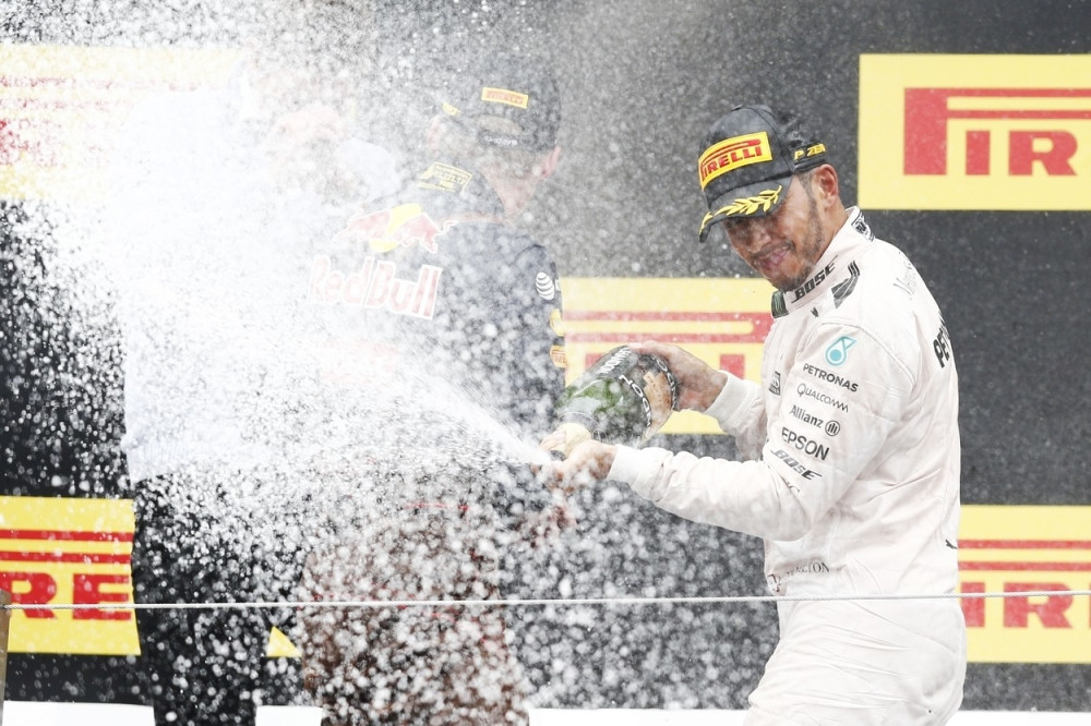 Hamilton trijumfovao u Barseloni