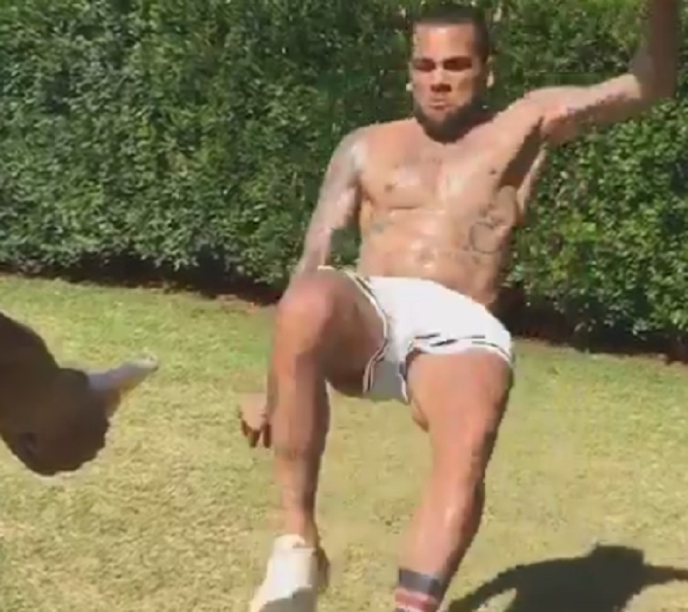 Ovako Dani Alveš otvara pivo (VIDEO)