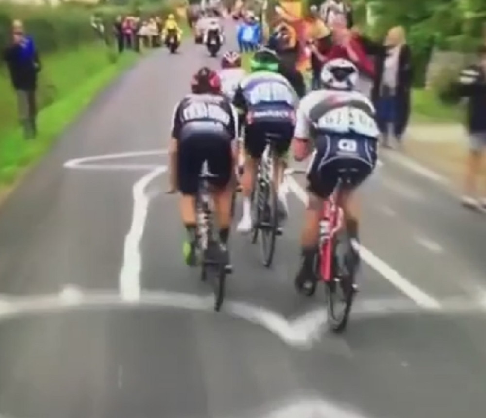 Neko nacrtao penis na Tur de Fransu (FOTO+VIDEO)