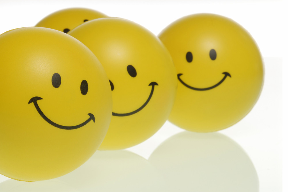 Menjačnicama umesto love uvaljivali smajlije!