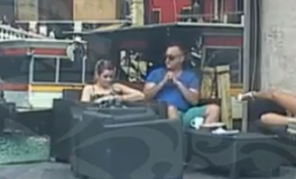 Bumbar: Anđela, na***aćeš pored Mikija (VIDEO)