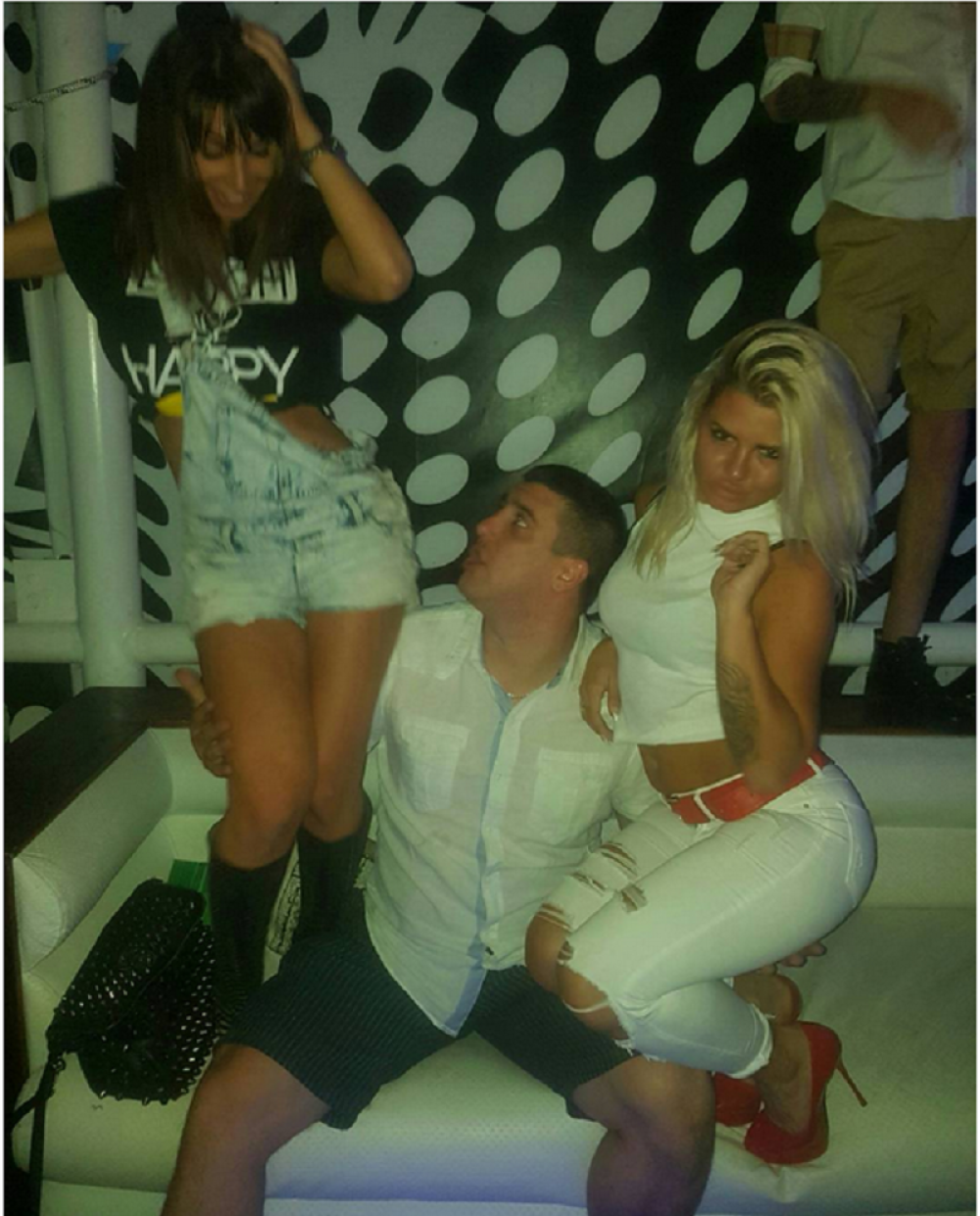 Marija Ana u Veljkovom naručju! (FOTO)