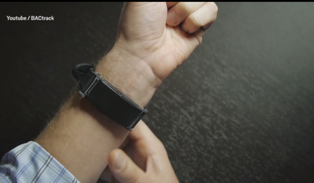 Narukvica koja sprečava mamurluk