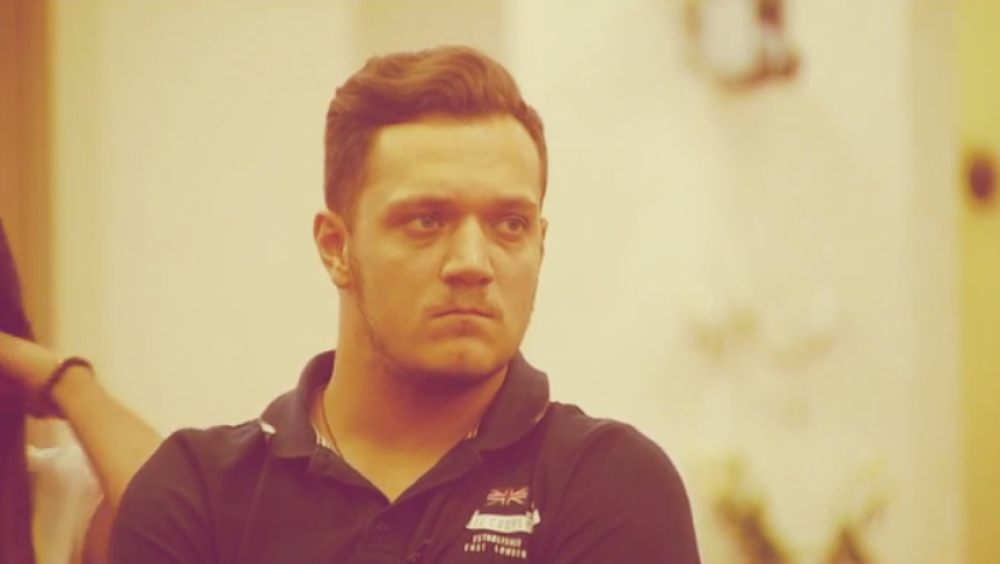 Gastoz ne može da podnese oca, razlog je stravičan!