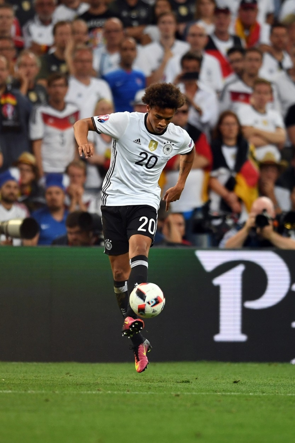 Sane prelazi u Siti za 55 miliona evra