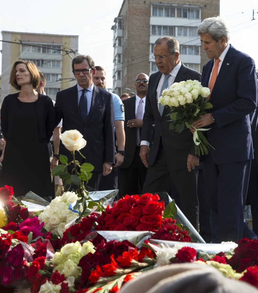 Lavrov i Keri odali počast žrtvama iz Nice