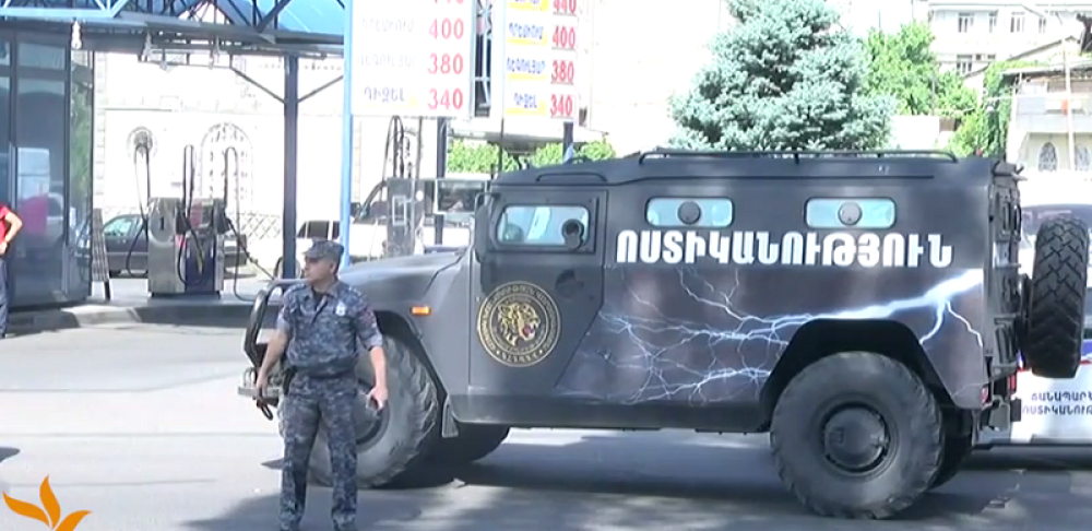 Lider opozicije uhapšen, sedmoro povređeno