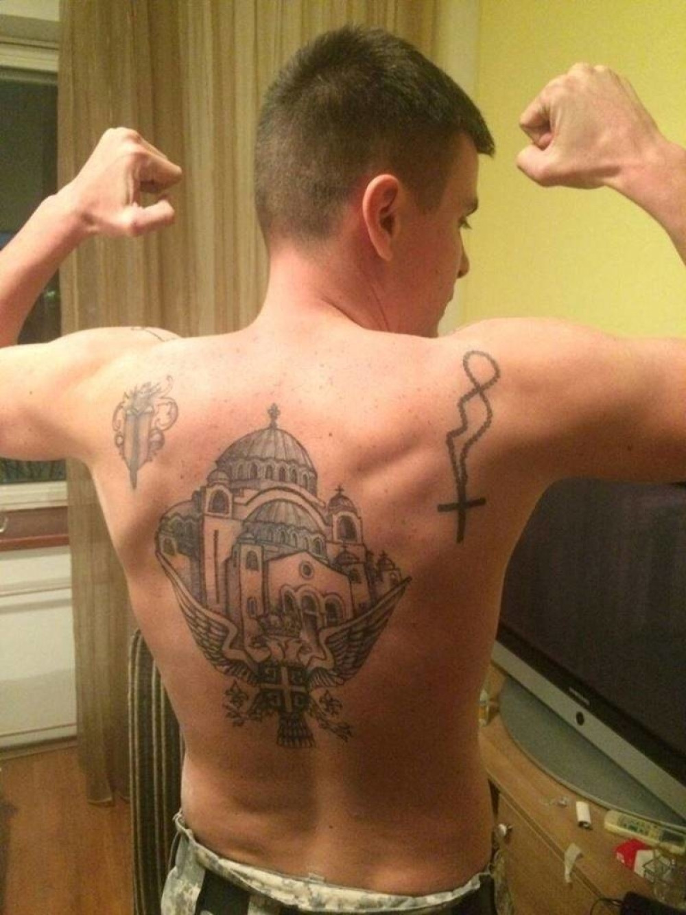 Glumac šokirao tetovažama (FOTO)