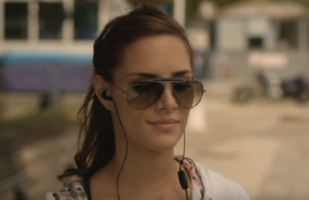 Glumica glumica smuvala 21 godinu starijeg PROFESORA! Našla se u centru skandala, život joj se PREOKRENUO!