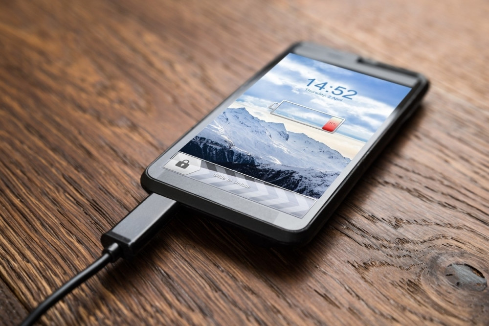 Šta ne smete da radite dok punite telefon