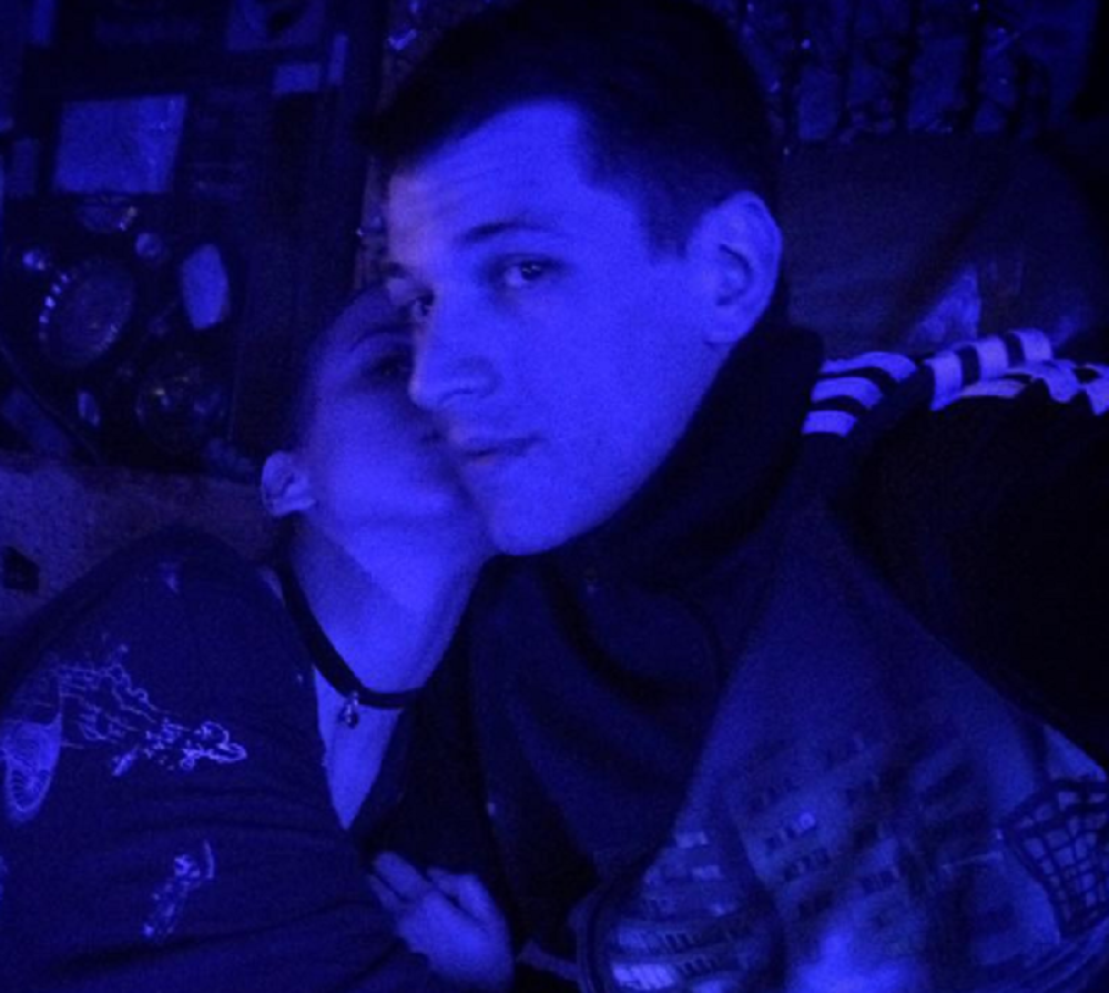 Viktor Savić u vezi sa 12 godina mlađom devojkom