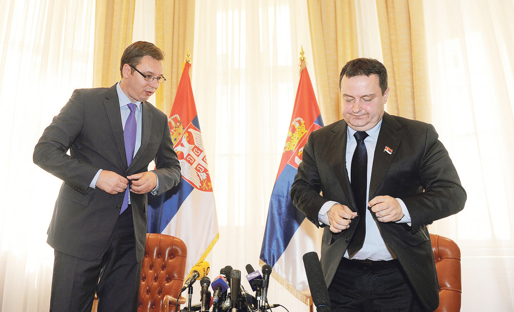 Dačić ucenjuje Vučića preko Tomine fotelje?!