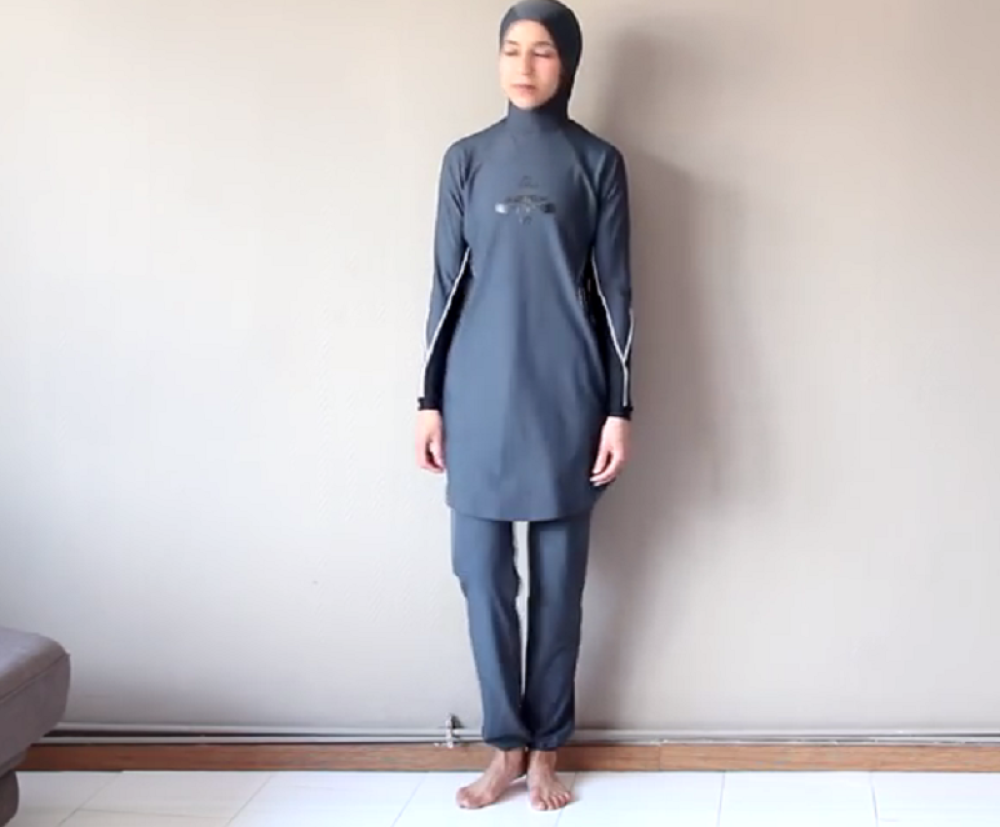 Sarkozi bi da zabrani burkini