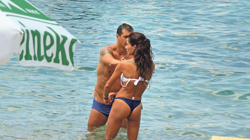 Bulat spopao ženu na plaži