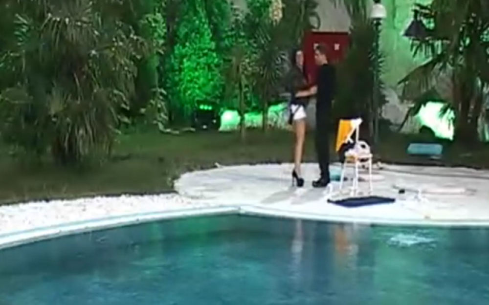 Anamarija smuvala učesnika "Maldiva"!? (VIDEO)