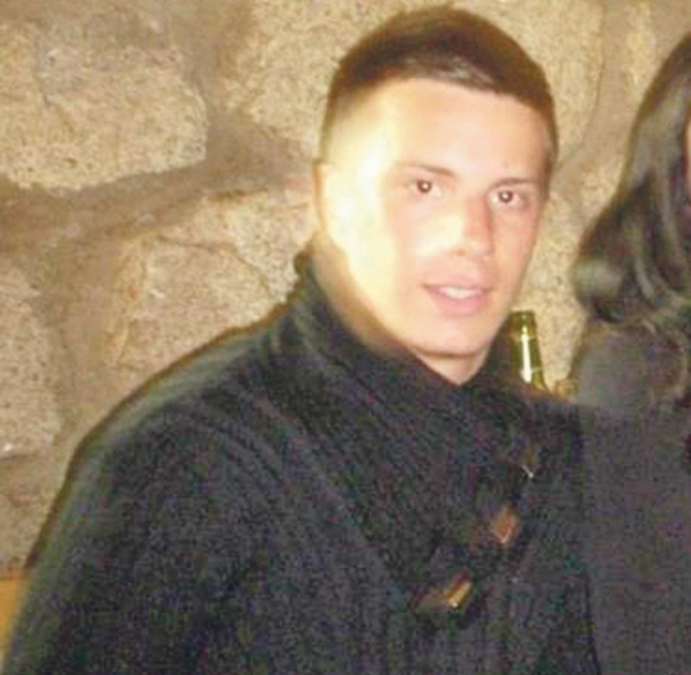 Ubijeni odbornik sahranjen, oceubica na veštačenju