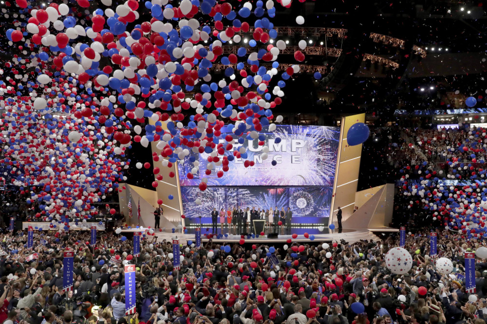 Tramp i zvanično kandidat republikanaca