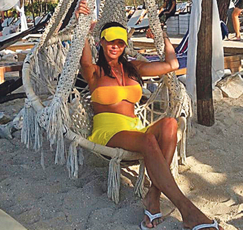 Tina osunčala dude!