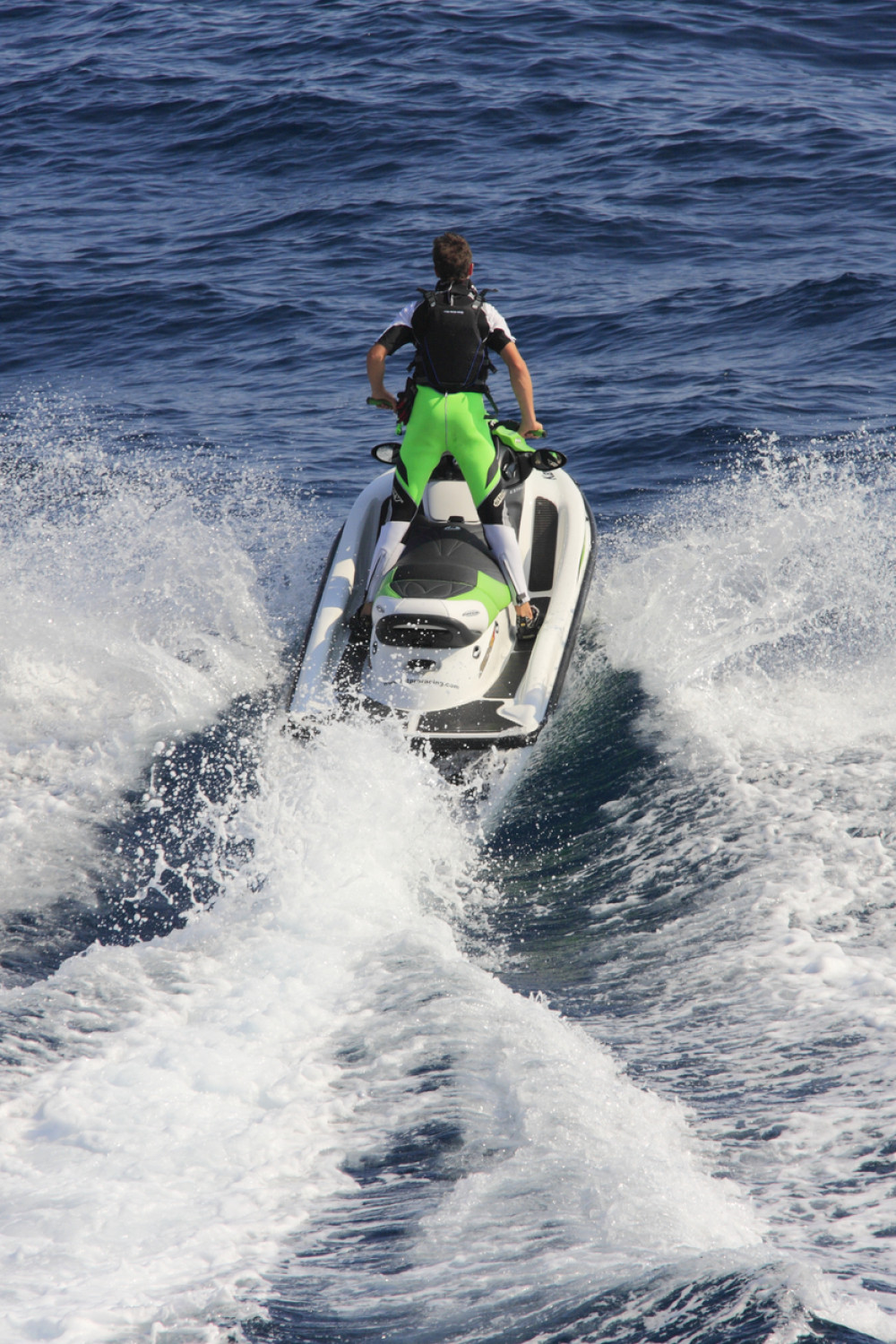 Braća se sudarila skuterima, jedan preminuo