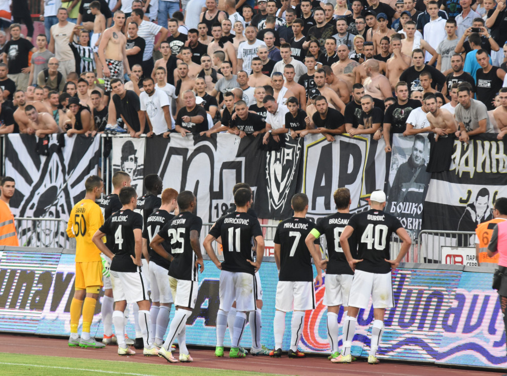 Partizan čeka Napredak, Zvezda u Čelarevu