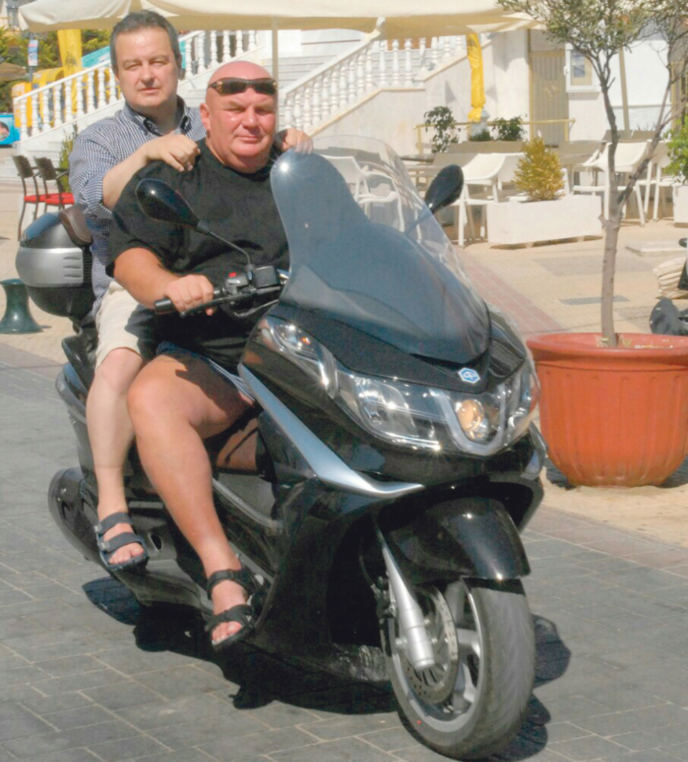 Palma i Dačić kao "Čuvari plaže"