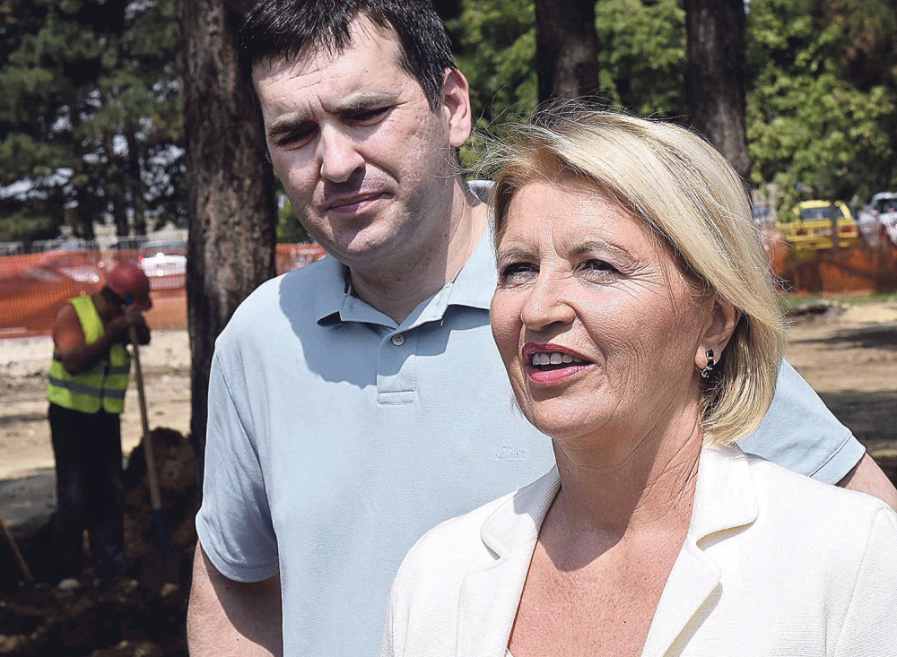 Dragica: Ostala sam bez dinara!