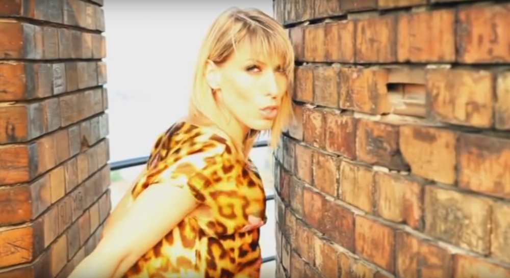 Nekada pevačica, danas uspešna profesorka!