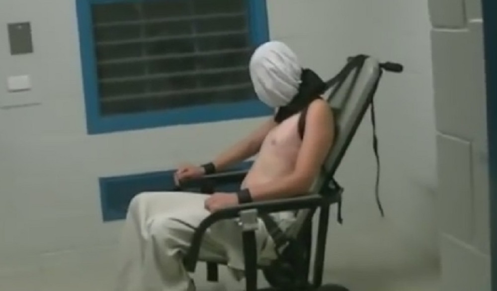 Jezivo zlostavljanje dečaka u domu! (VIDEO)