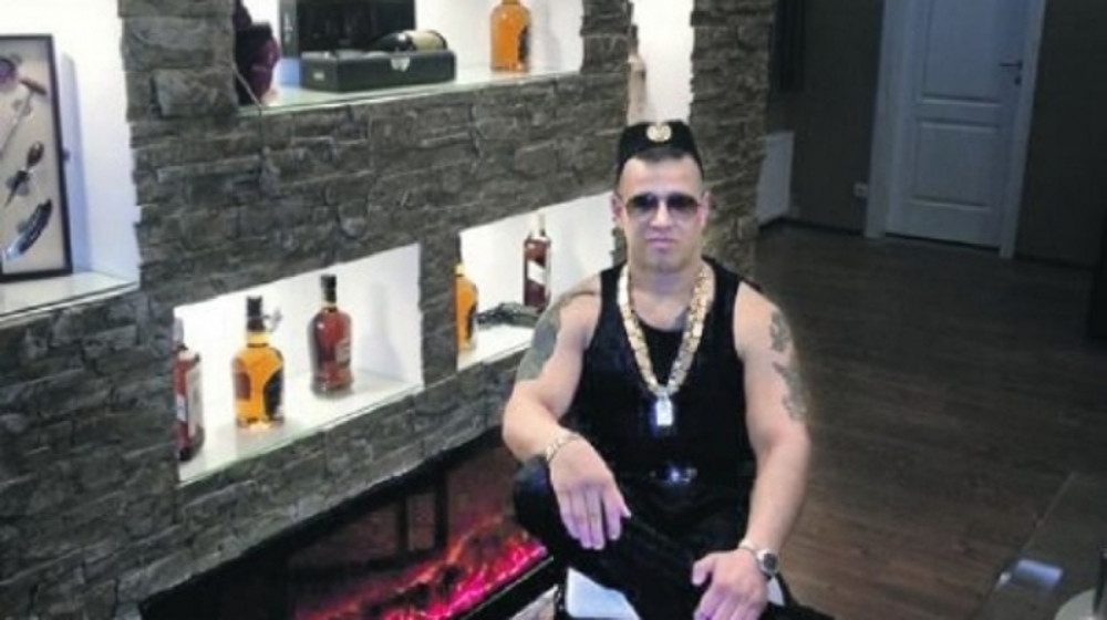 Buha se vraća pred sud, tri godine se krio u Novom Sadu posle likvidacije u PUNOM RESTORANU