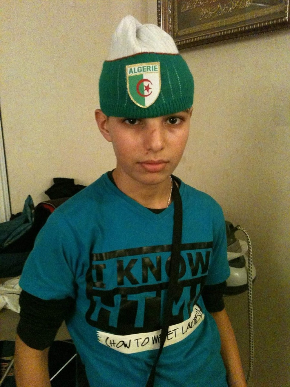 On je prerezao vrat francuskom svešteniku