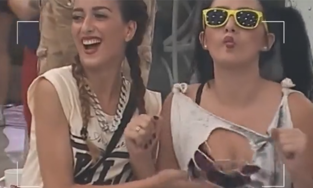 "Maldivljanke" se pipkale po dudama (VIDEO)