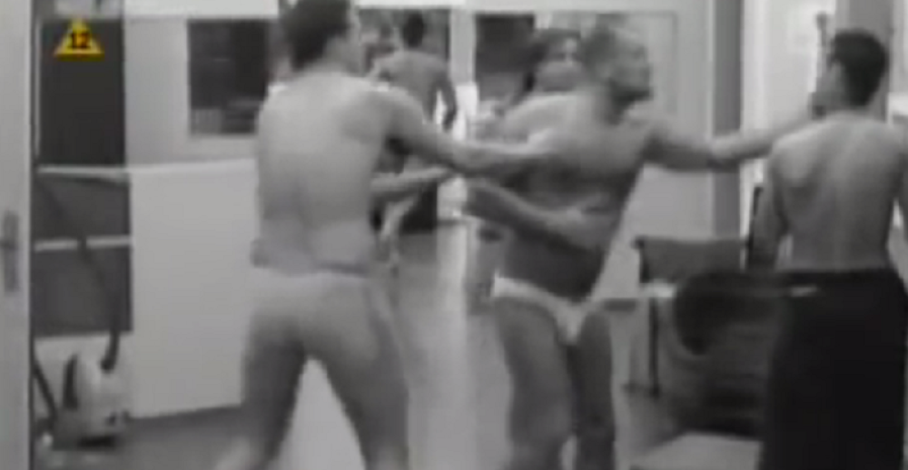 Brutalna tuča u rijalitiju (VIDEO)