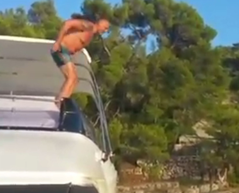 Čeda pustio bojler, brčka se i ne mari za Vladu