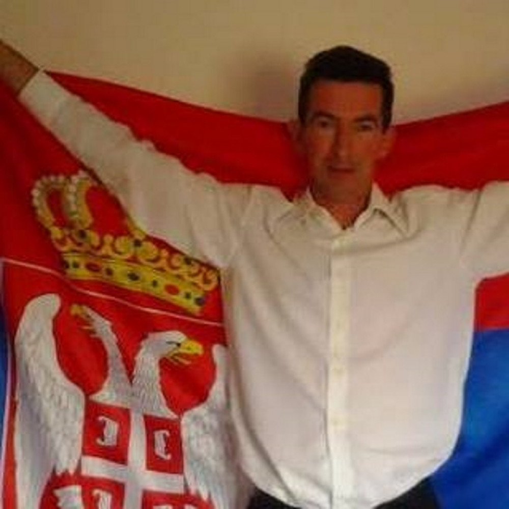 On nas voli, a mi mu ovako vraćamo?!