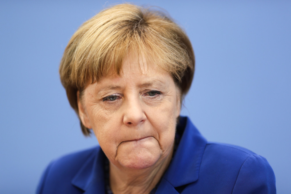 Merkel: Teroristi nas izvrgli ruglu, ali...