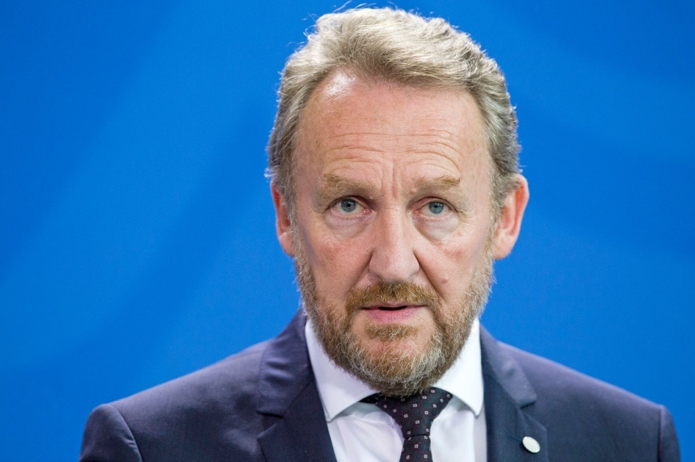 Ja sam pogrešio jednom, a Nikolić hiljadu puta!