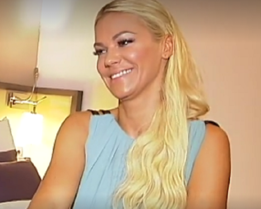 Nataša se opet rasplakala pred kamerama (VIDEO)