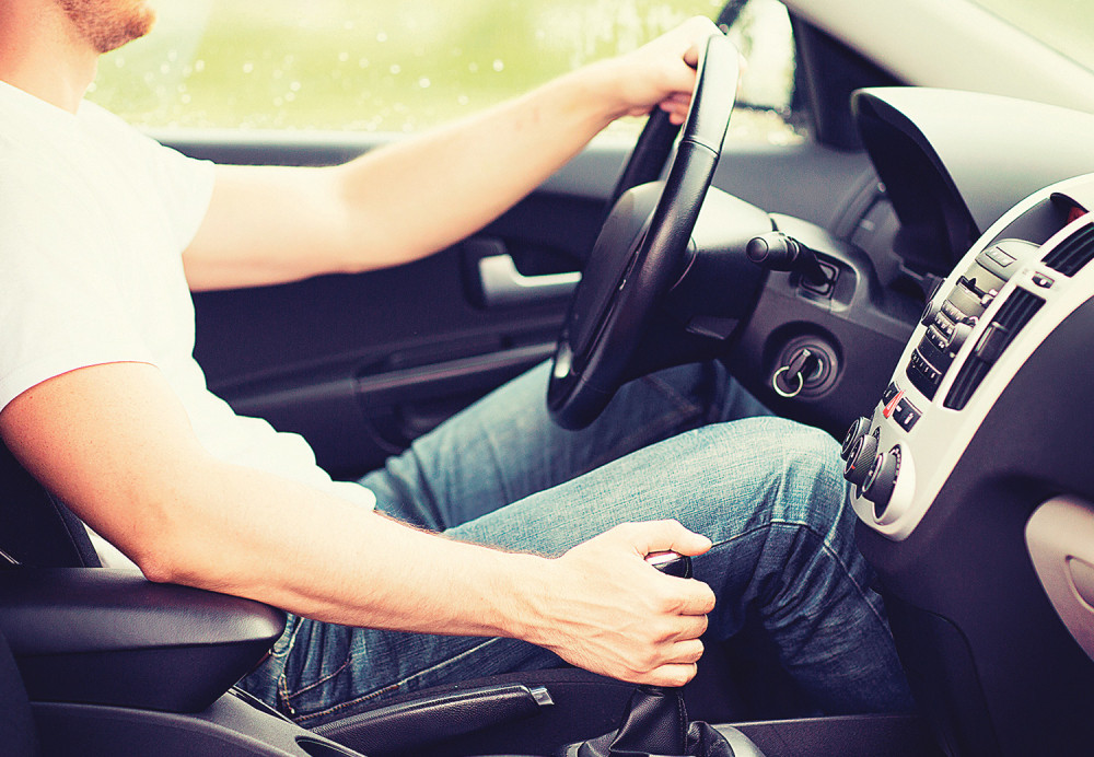 Ove navike tokom vožnje mogu skupo da vas koštaju