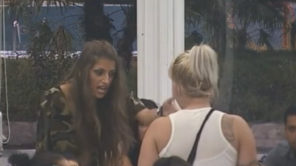 Ljubica šakama ućutkala Dalilu (VIDEO)