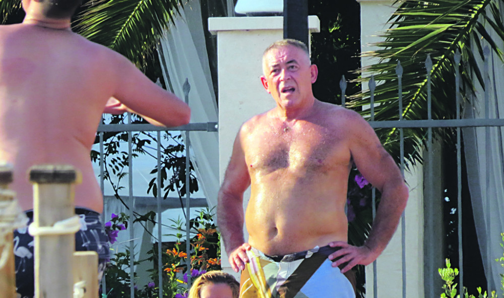 Bolje da me spajaju sa mlađim ženama nego s muškarcima