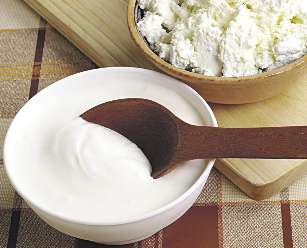 AKO JEDETE SIR PRE SPAVANJA, KILOGRAMI ĆE SE SAMI TOPITI: Za samo 7 DANA dana, videćete razliku