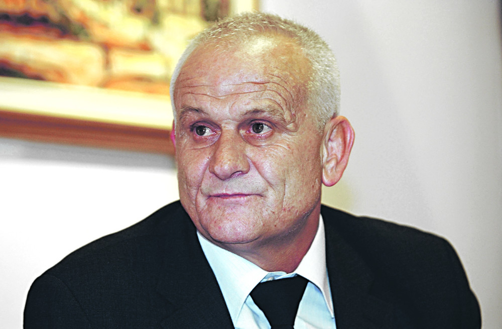 Suspendovan s meča, onda uzeo telefon i uradio ono što nikako nije trebalo! Završio u svim vestima