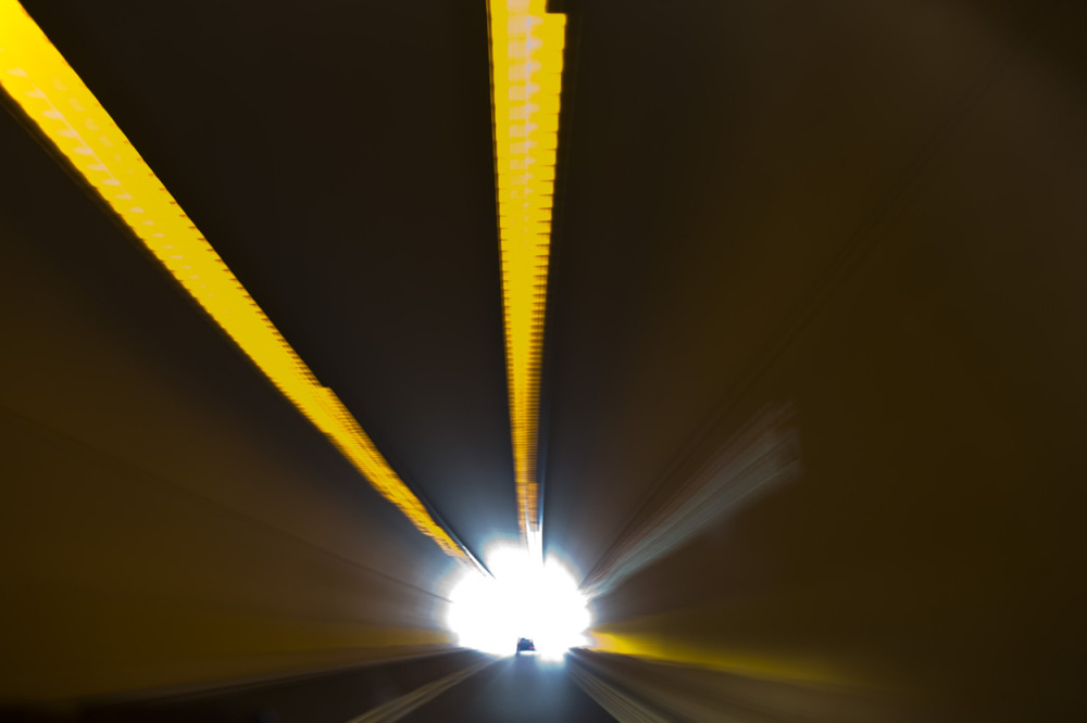 Pogledajte ovaj sudar u tunelu (VIDEO)