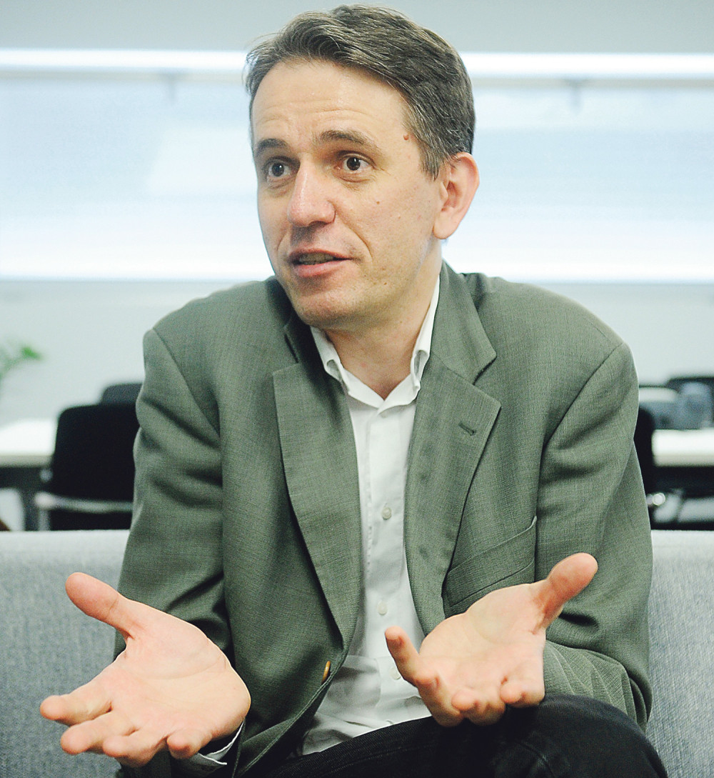 Radule siroma’, a žena bogatun!