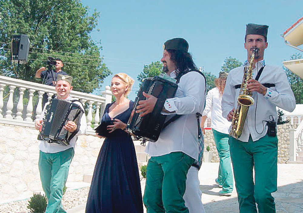 Muzičari okićeni hiljadama evra!