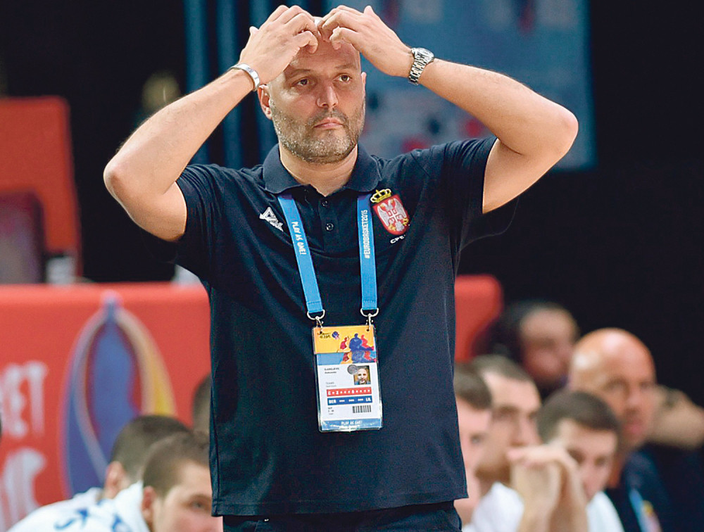 Glava boli zbog Tea i Nedovića!