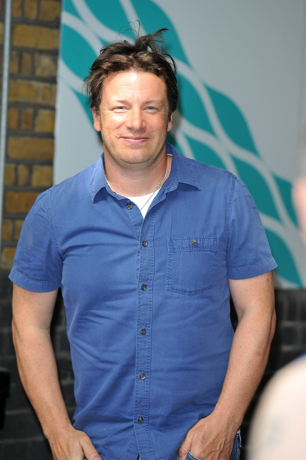 Džejmi Oliver peti put tata! (FOTO)