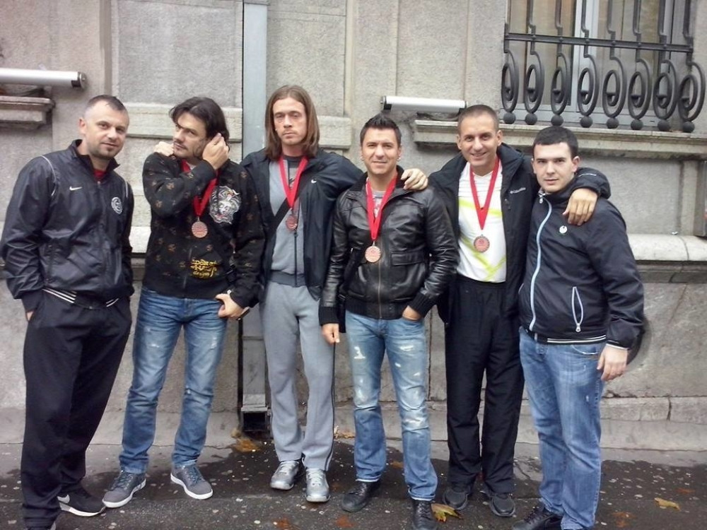 Mladić prerezao vene