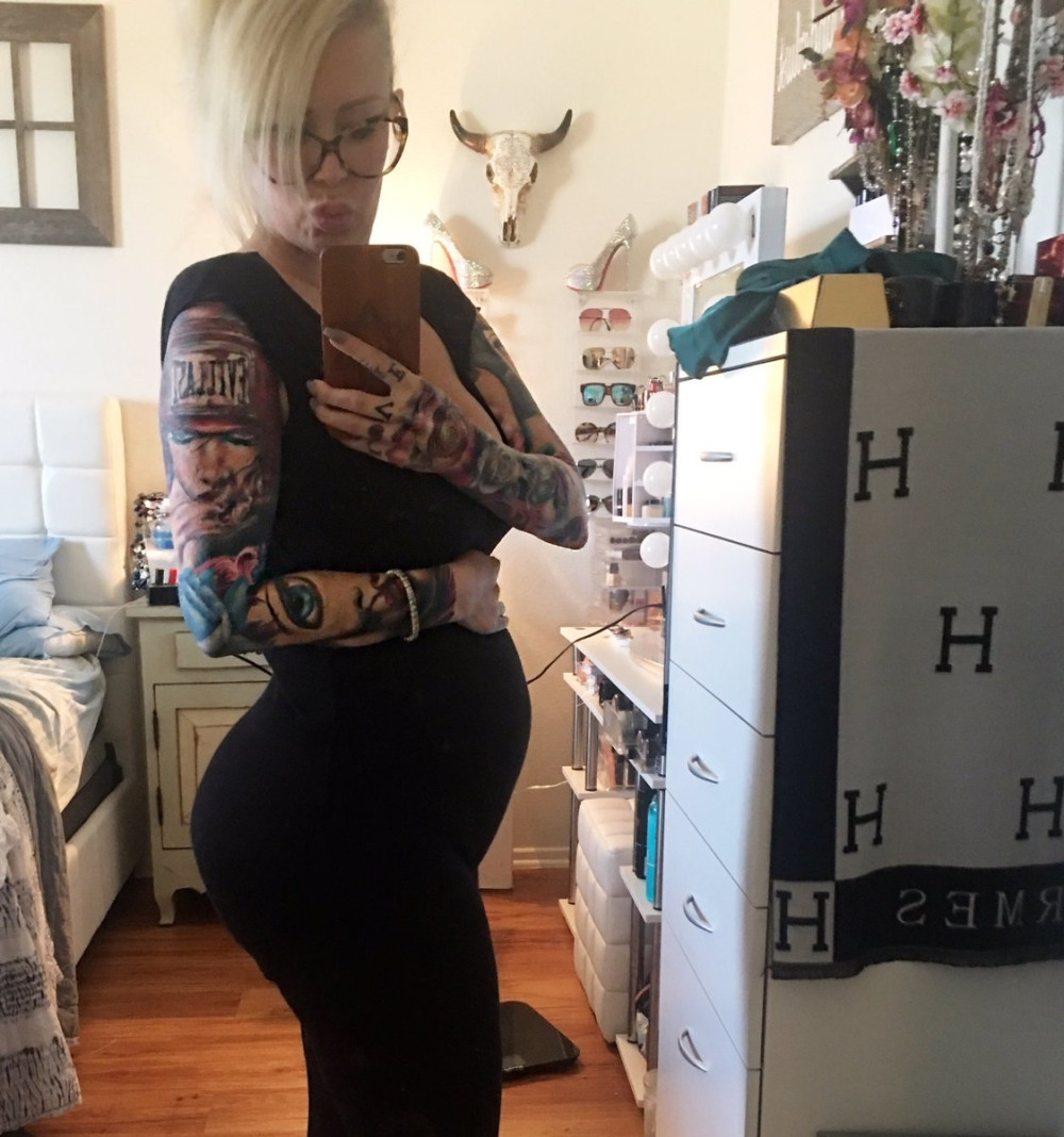 Džena Džejmson obradovala fanove širom sveta