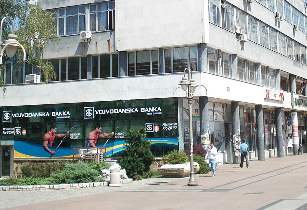 Bankar skinuo sa računa klijenata više od 40.000 €